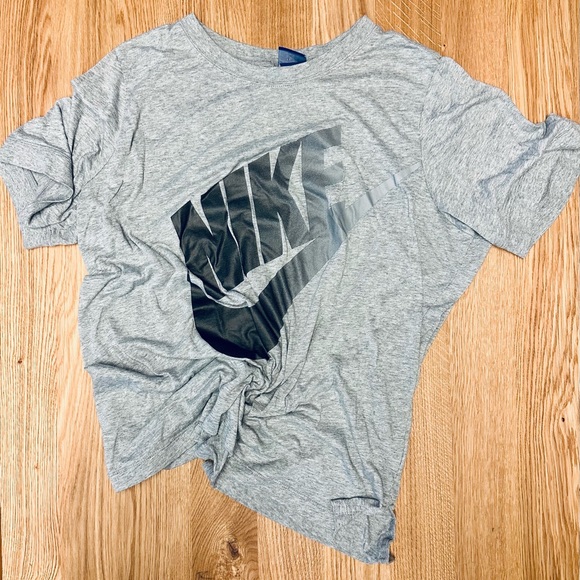 Tops - BOGO: Nike tshirt